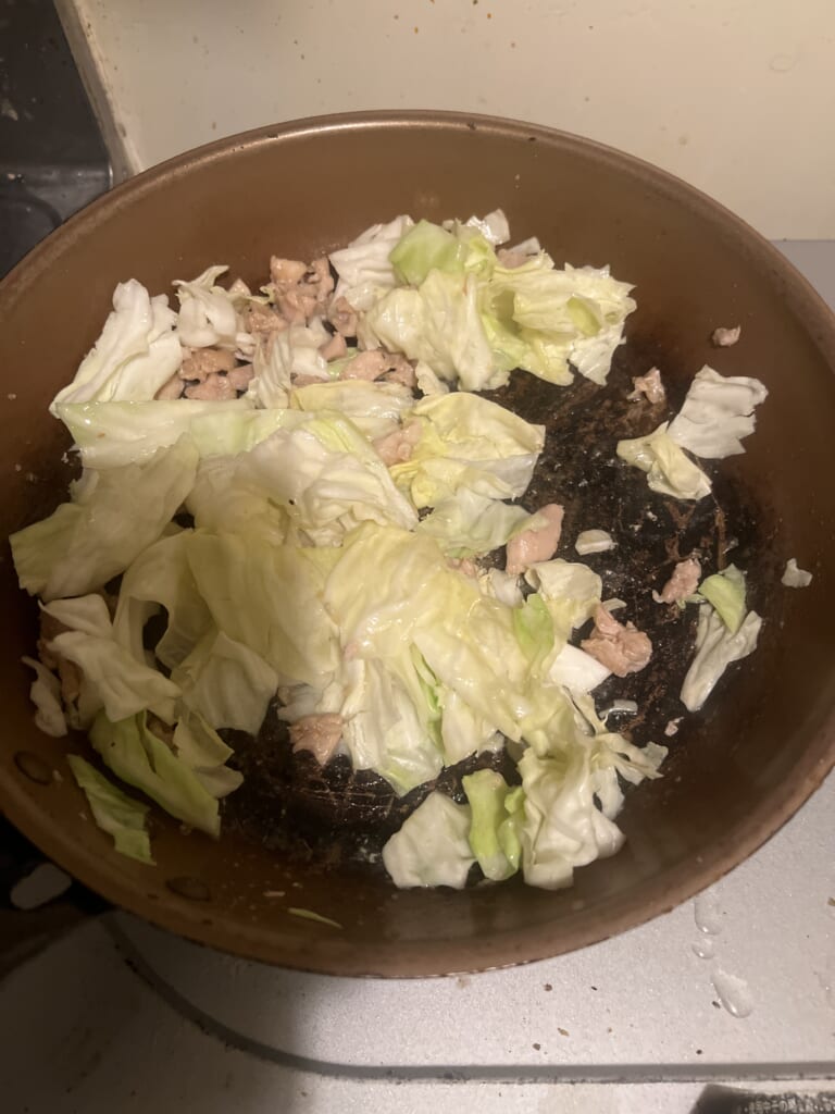 キャベツお鶏肉のオイルパスタの工程5写真